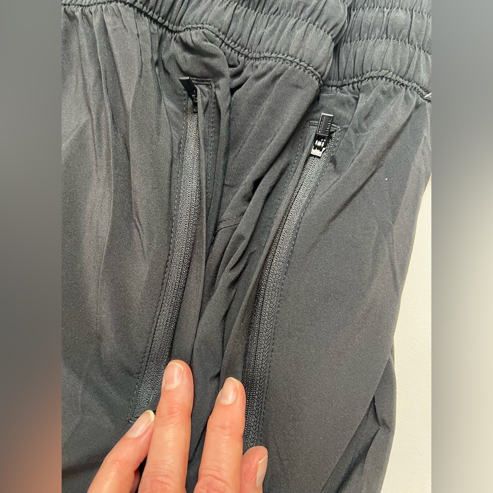 Athleta Arrival Black A-line Work Vacation Travel Elastic Waist Drawstring Skirt - Picture 15 of 16